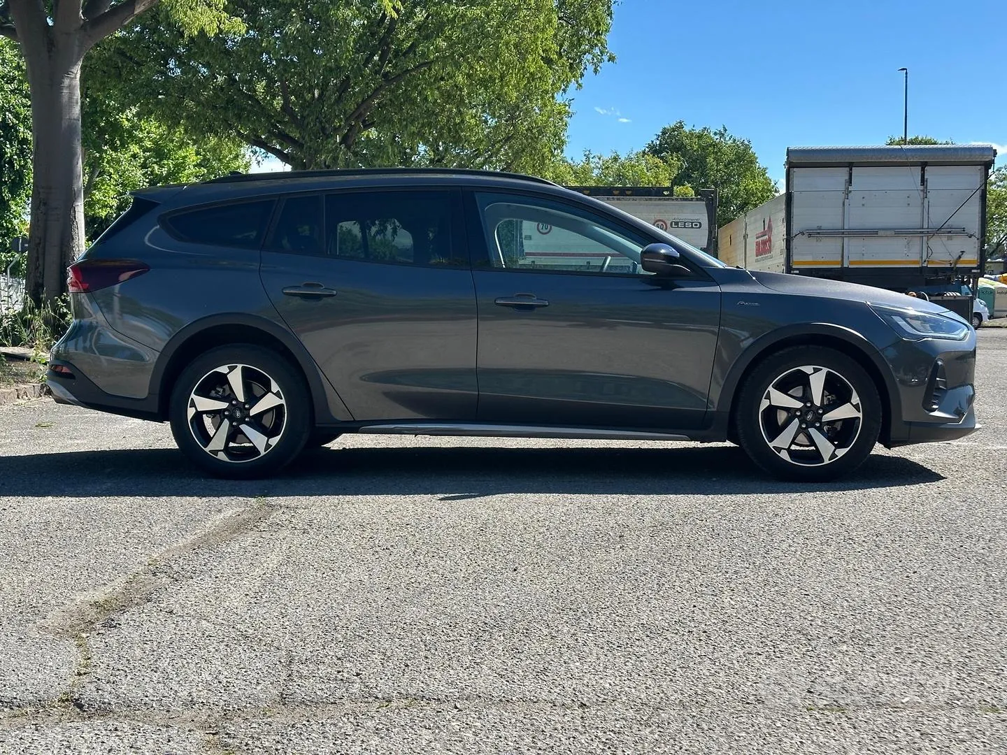 Ford Focus 2023 photo 4