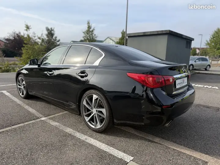 Infiniti Q50 2016 photo 4