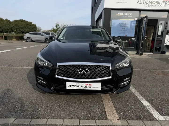 Infiniti Q50 2016 photo 2