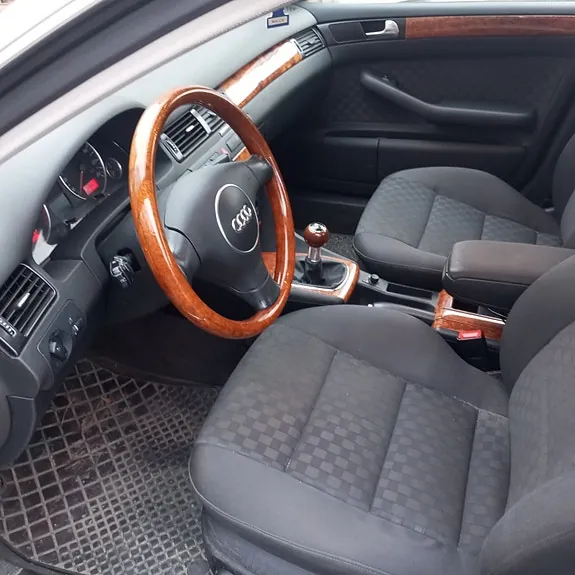Audi A6 2004 photo 4