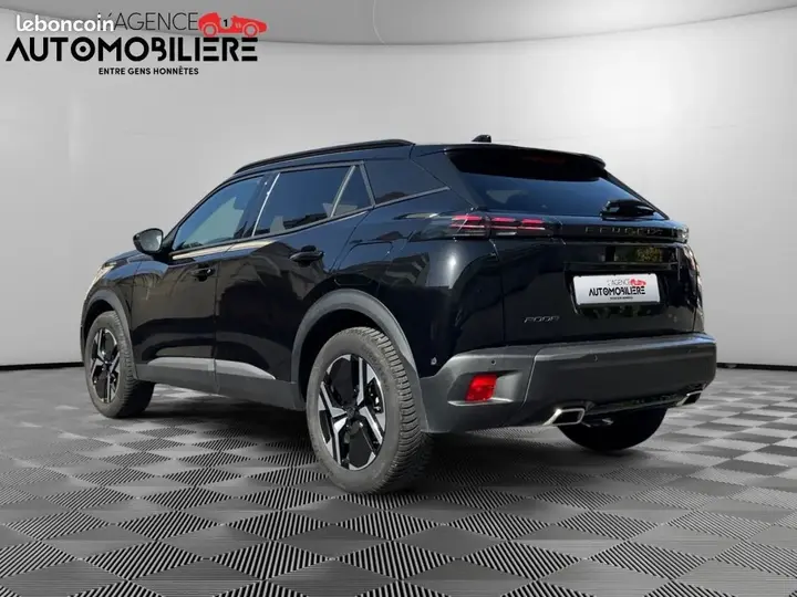 Peugeot 2008 2024 photo 2