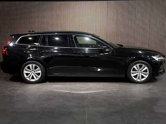 Volvo V60 2019 photo 3