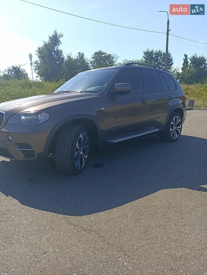 BMW X5 2010 photo 4