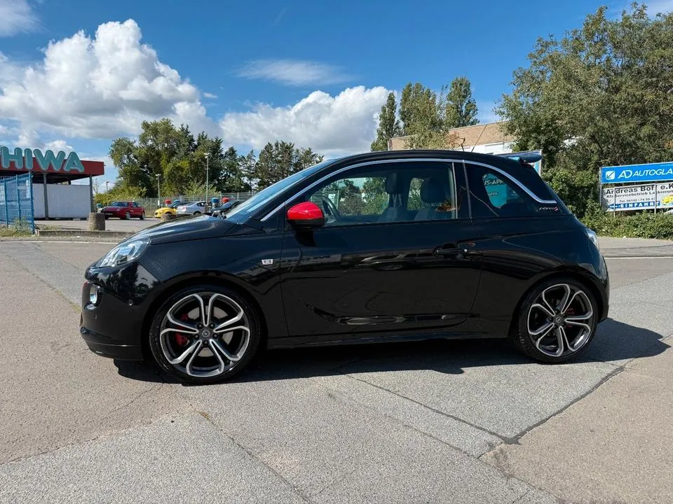 Opel Adam