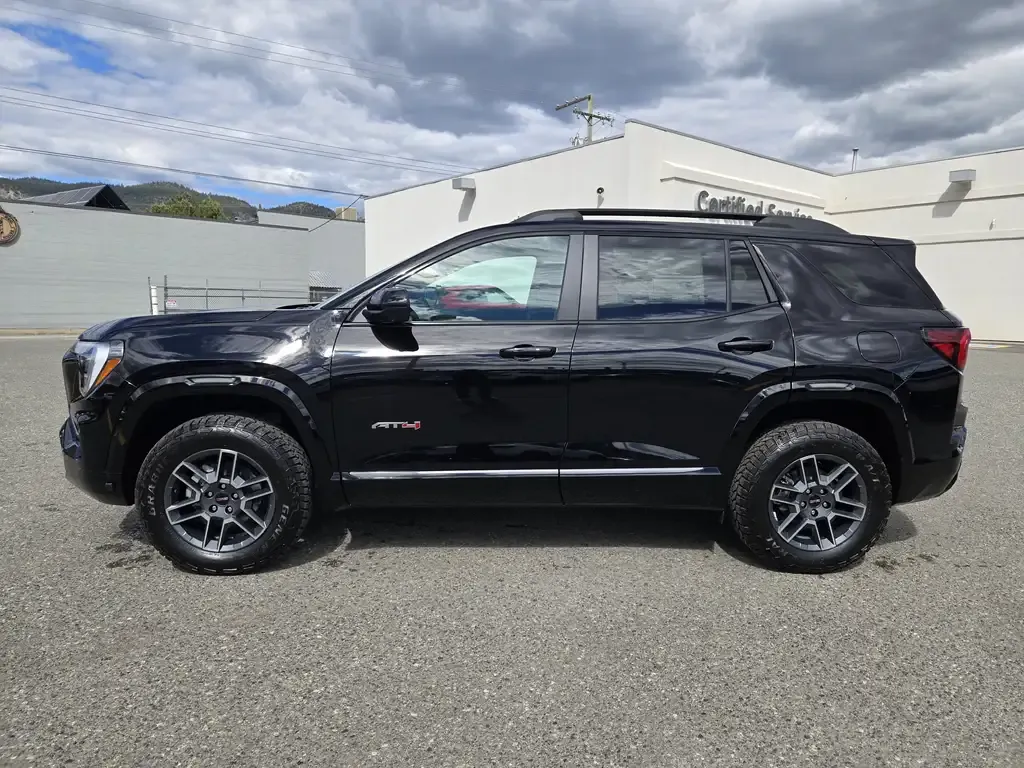 GMC Terrain 2026 photo 2