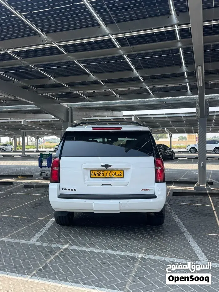 Chevrolet Tahoe 2019 photo 2