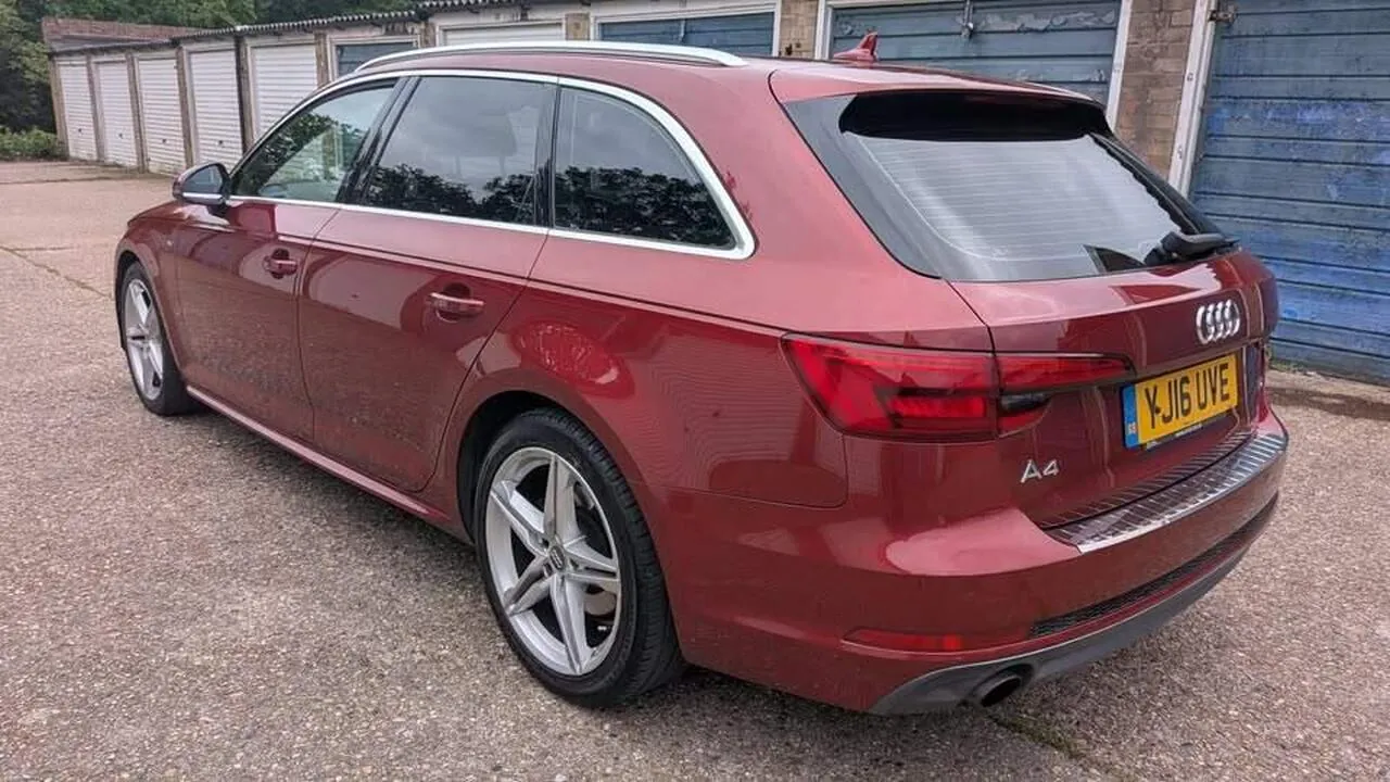Audi A4 Avant 2016 photo 4