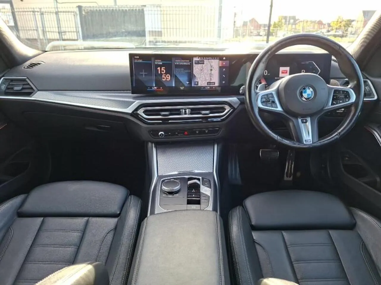 BMW 3 Series 2024 photo 3