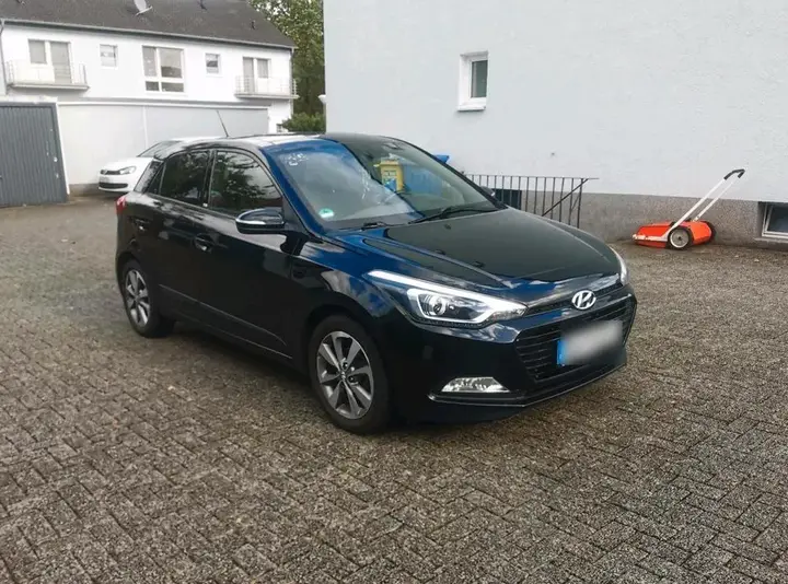 Hyundai I20