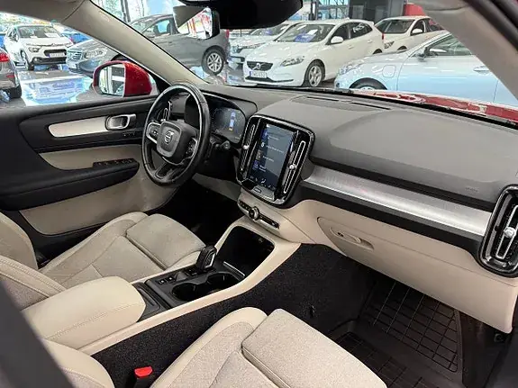 Volvo Xc40 2020 photo 2