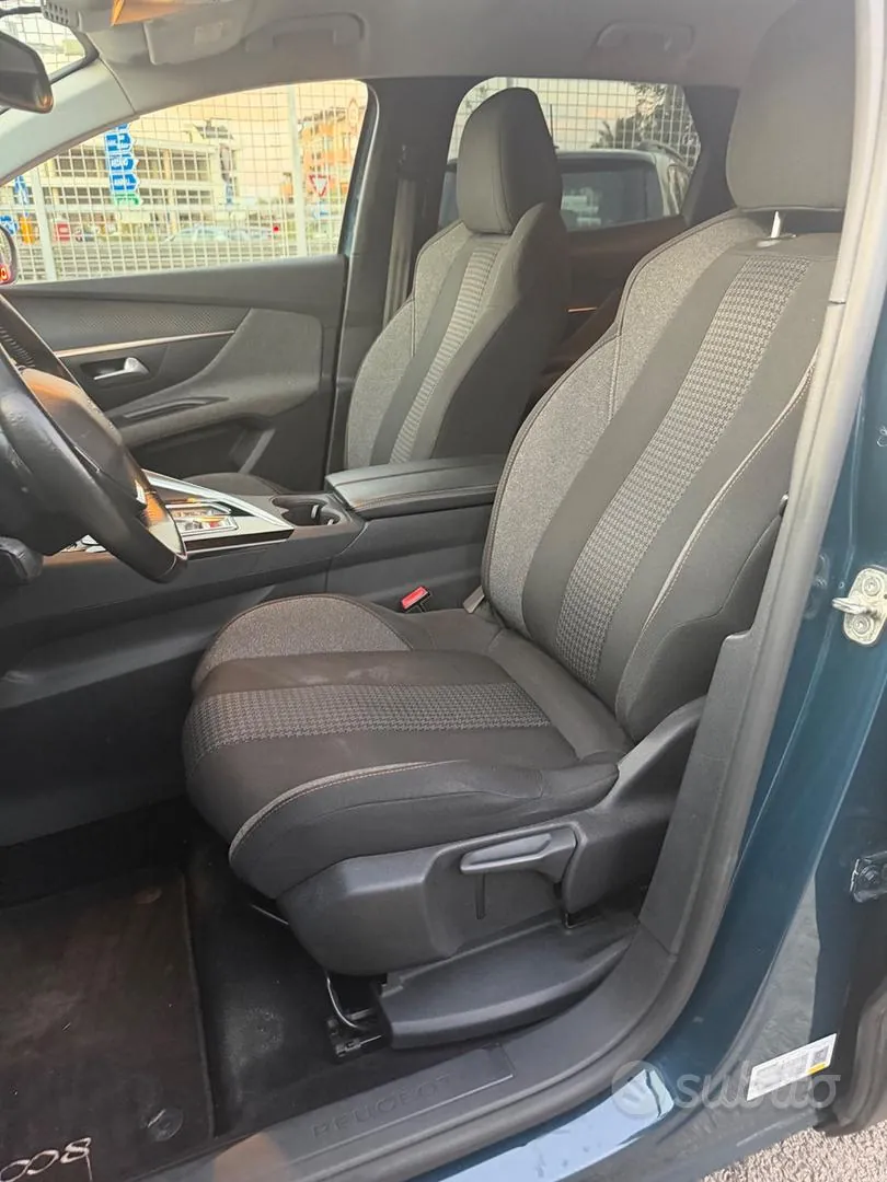 Peugeot 3008 2022 photo 5
