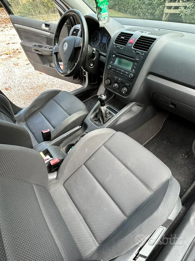 Volkswagen Golf 2003 photo 5