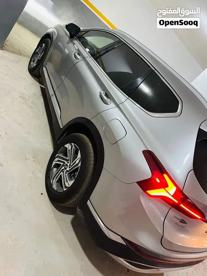 Hyundai Santa Fe 2023 photo 2