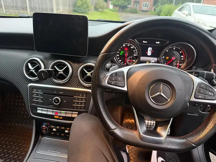 Mercedes-Benz A-Class 2016 photo 4