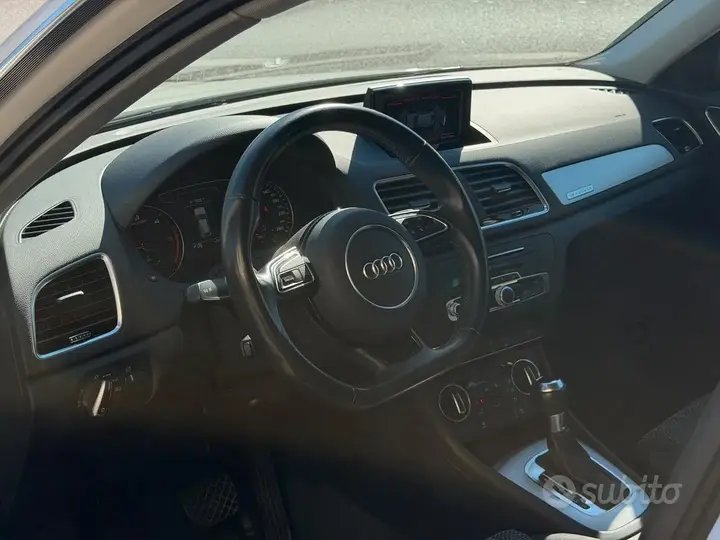 Audi Q3 2018 photo 4