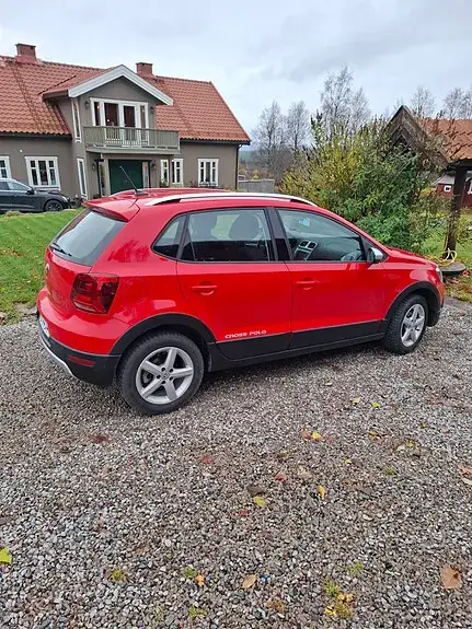 Volkswagen Polo 2015 photo 3