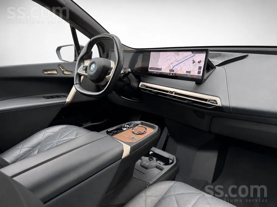 BMW Ix 2023 photo 4