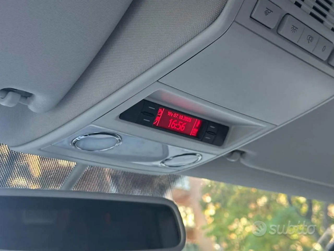 Volkswagen Multivan 2008 photo 2