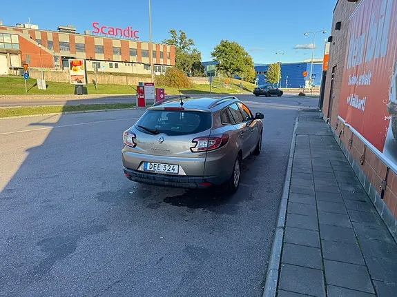 Renault Megane Iii 2011 photo 4