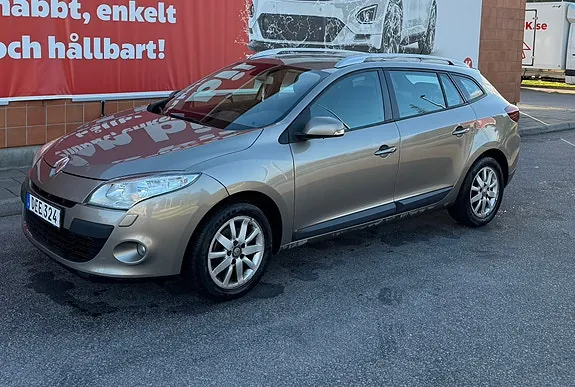 Renault Megane Iii 2011 photo 2