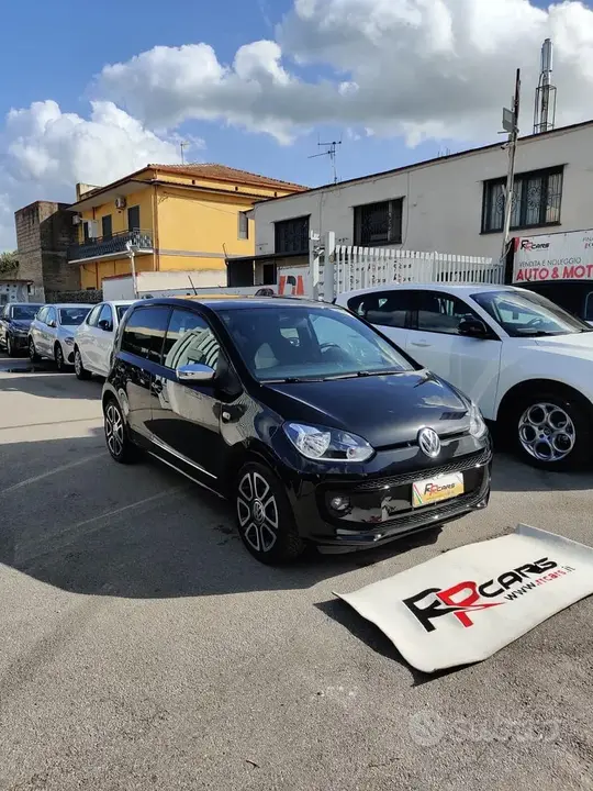 Volkswagen Up 2015 photo 3