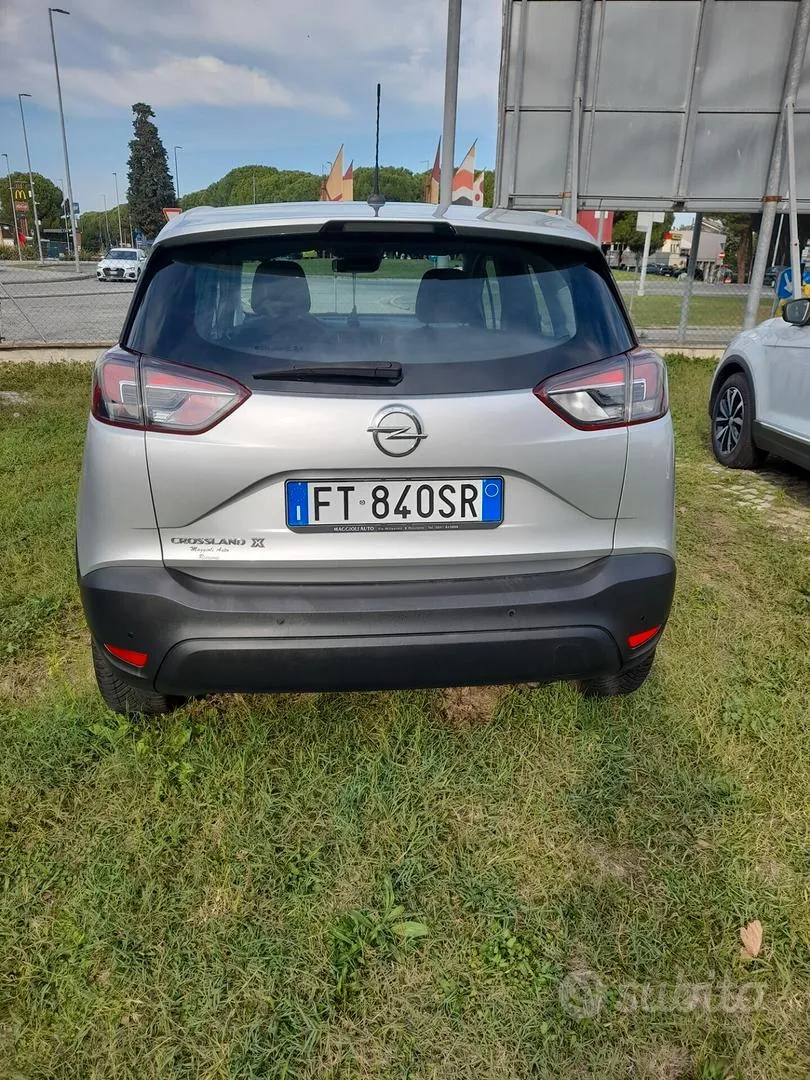 Opel Crossland X 2019 photo 3