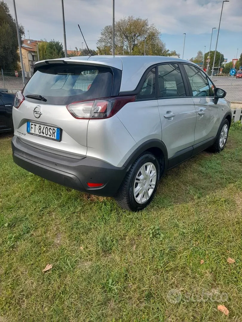 Opel Crossland X 2019 photo 2