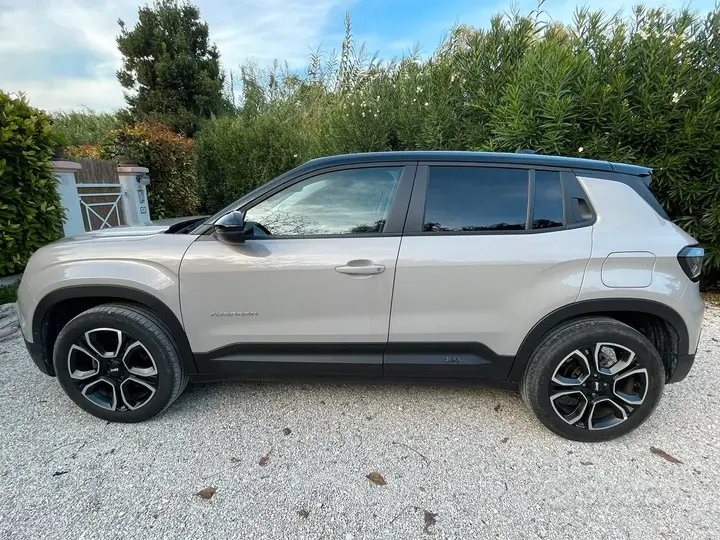 Jeep Avenger