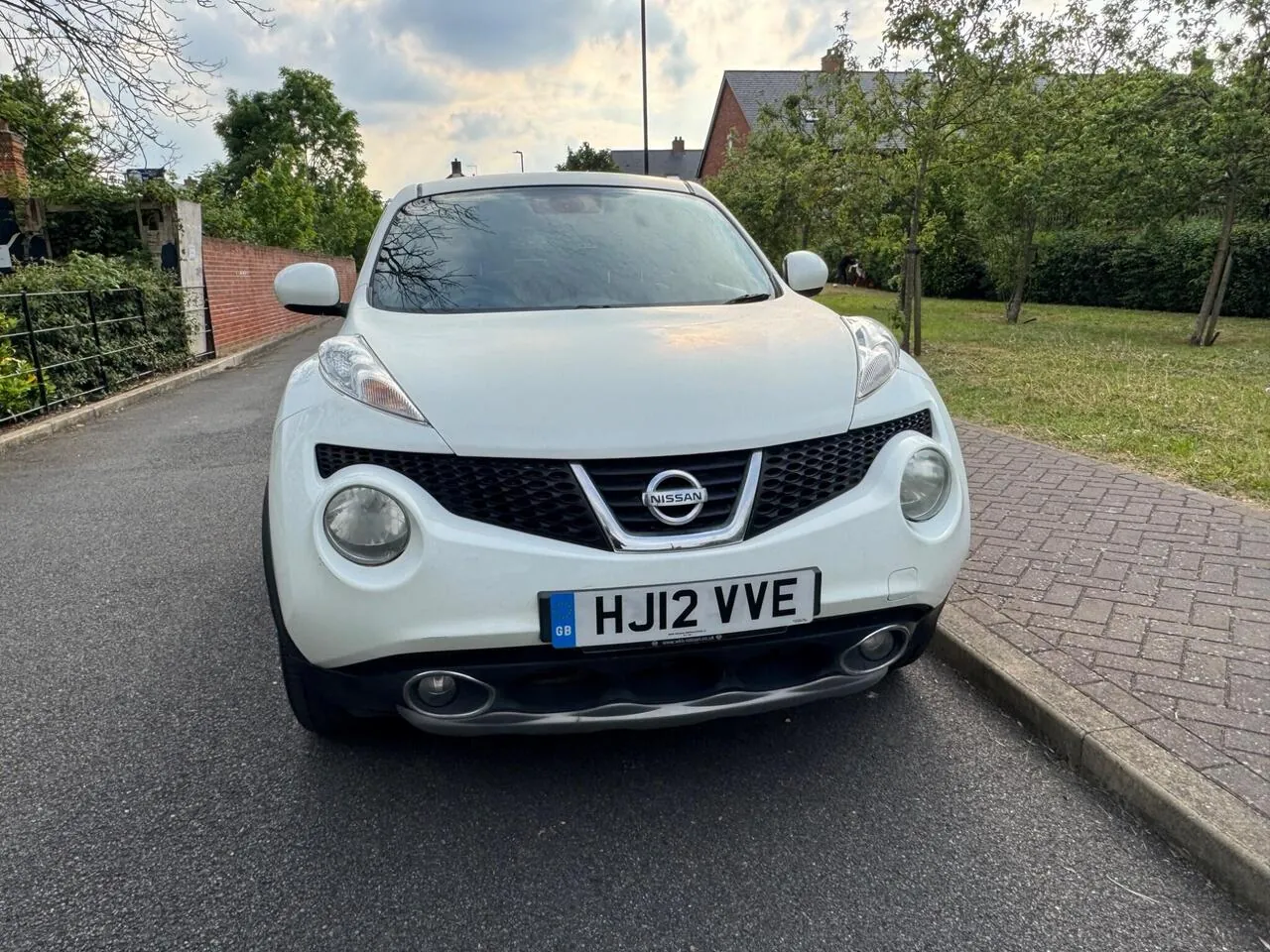 Nissan Juke 2012 photo 3