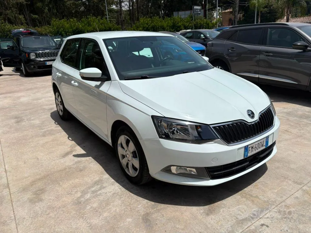 Skoda Fabia 2018 photo 3