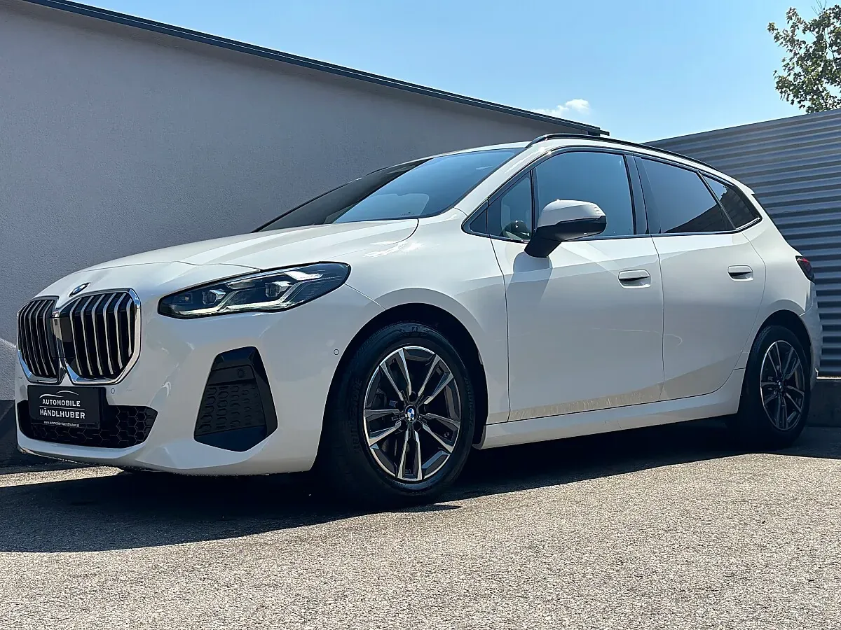 BMW 2 Series 2022 photo 3