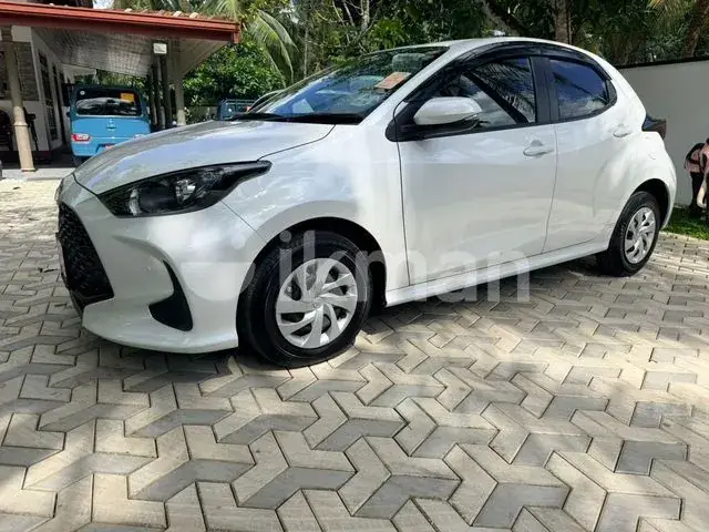 Toyota Yaris 2024 photo 3