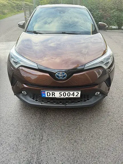 Toyota C-Hr 2018 photo 3