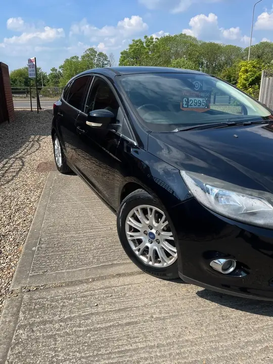 Ford Focus 2011 photo 4