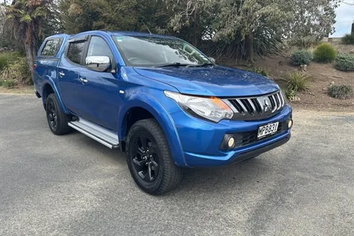Mitsubishi Triton