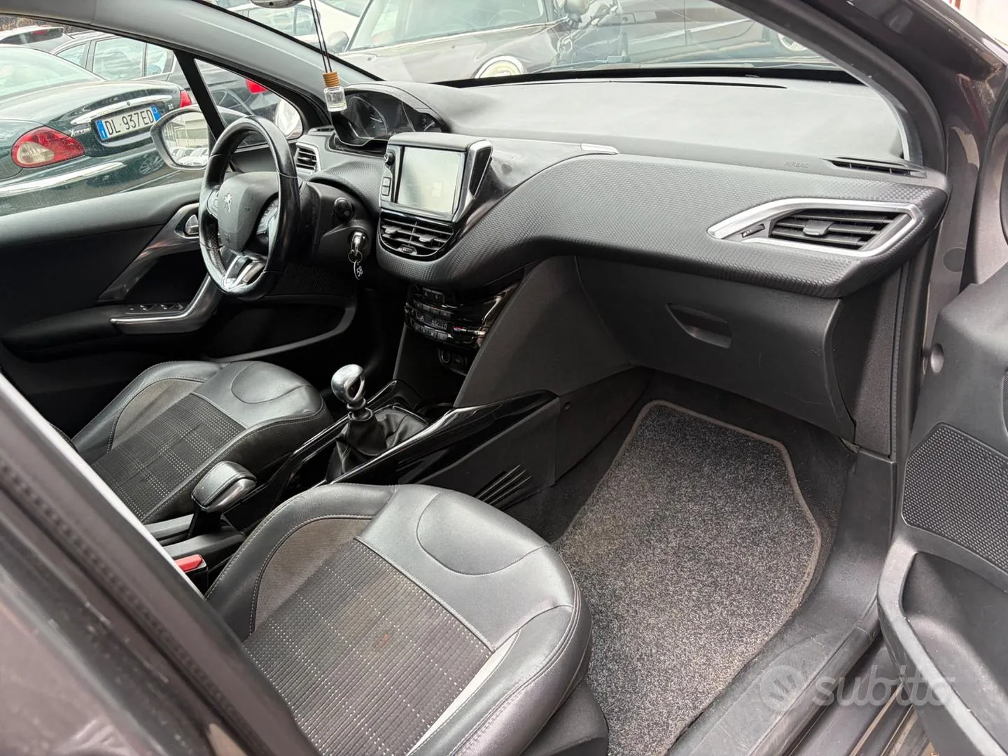 Peugeot 2008 2019 photo 3