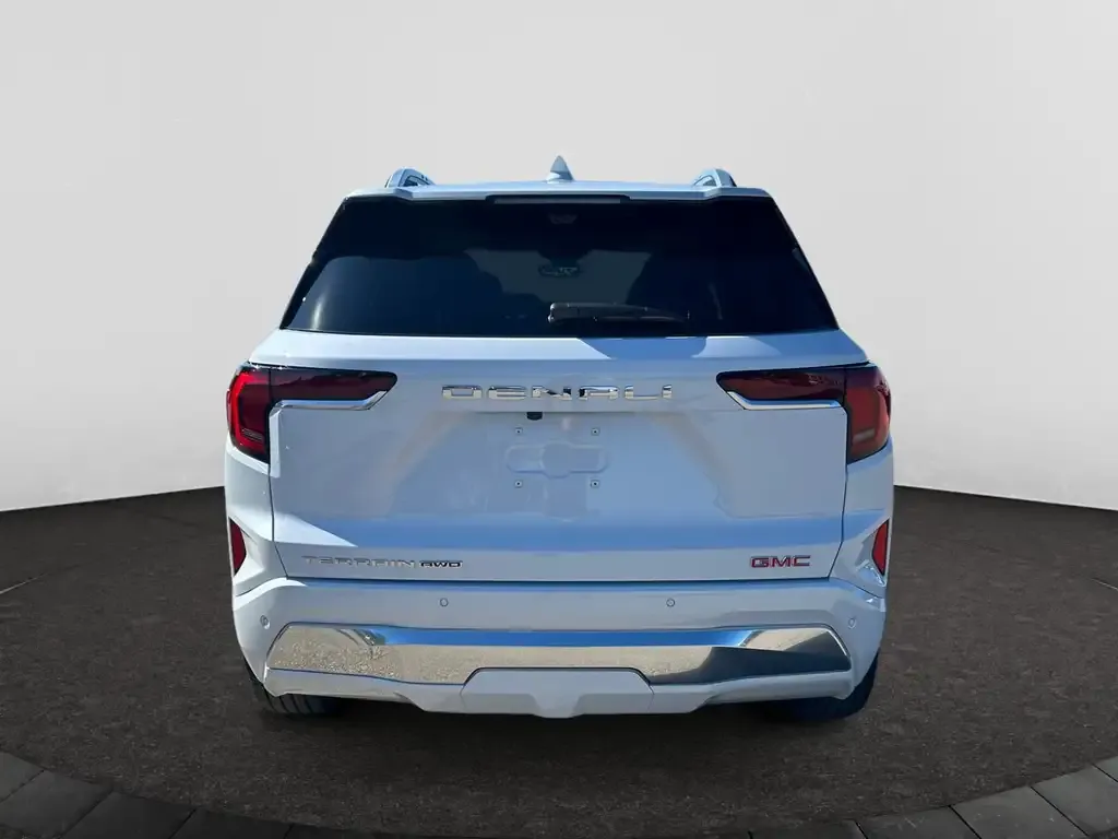GMC Terrain 2027 photo 4