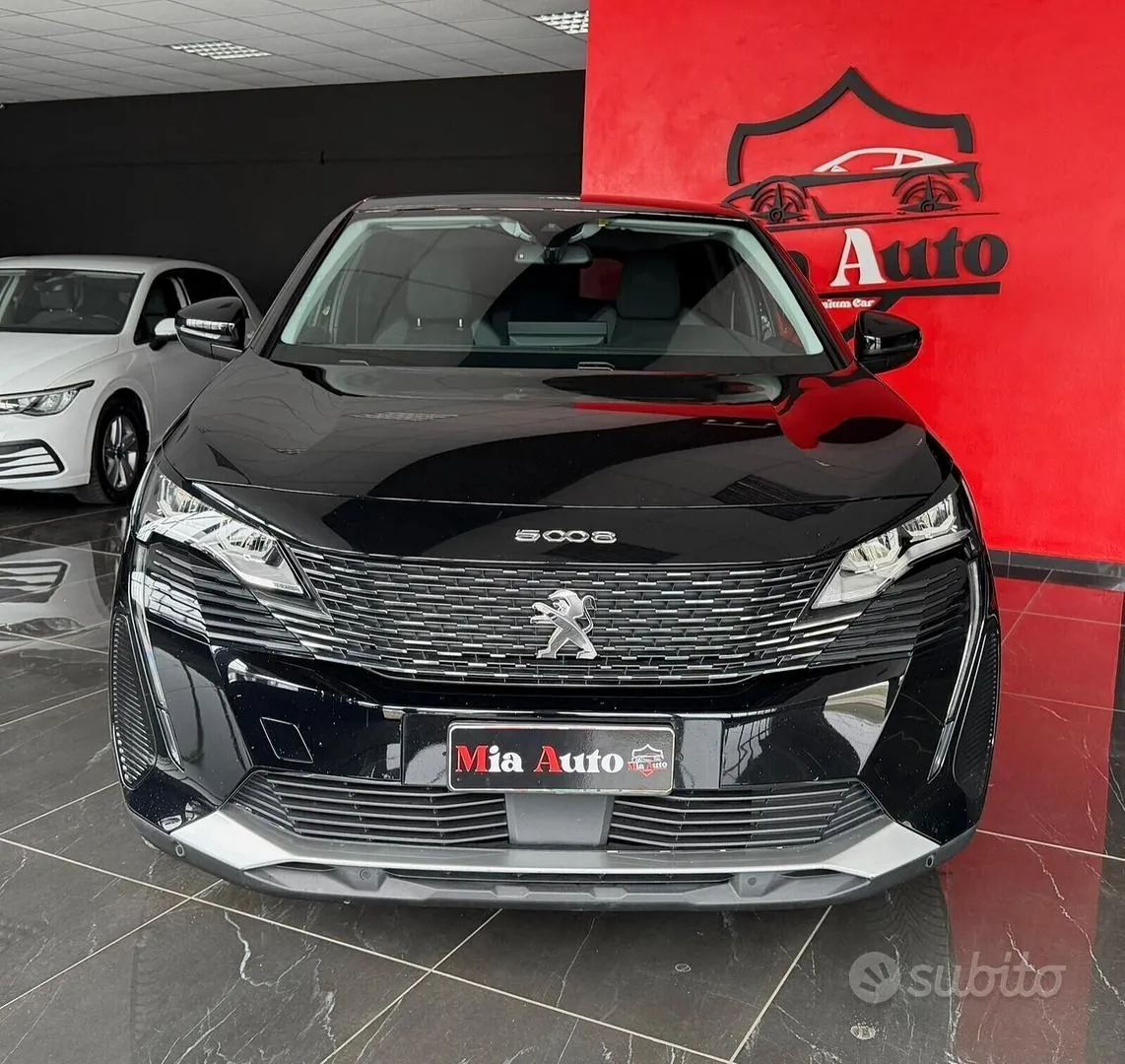 Peugeot 5008 2022 photo 5