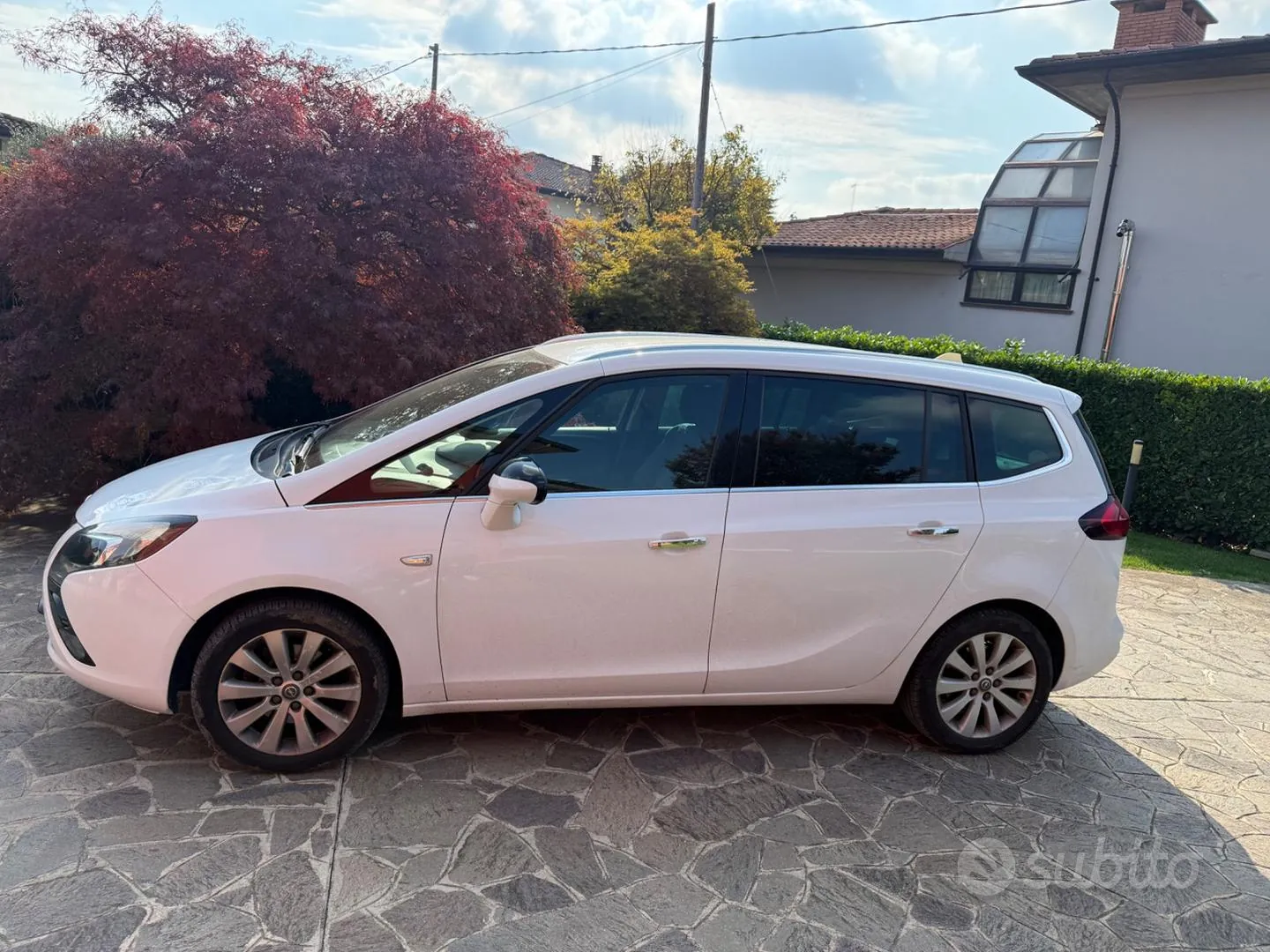 Opel Zafira 2012 photo 3