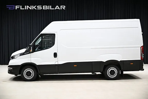 Iveco Daily 2023 photo 2