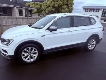 Volkswagen Tiguan 2018 photo 3