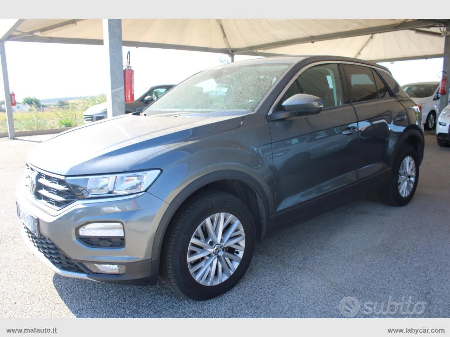 Volkswagen T-Roc 2020 photo 2