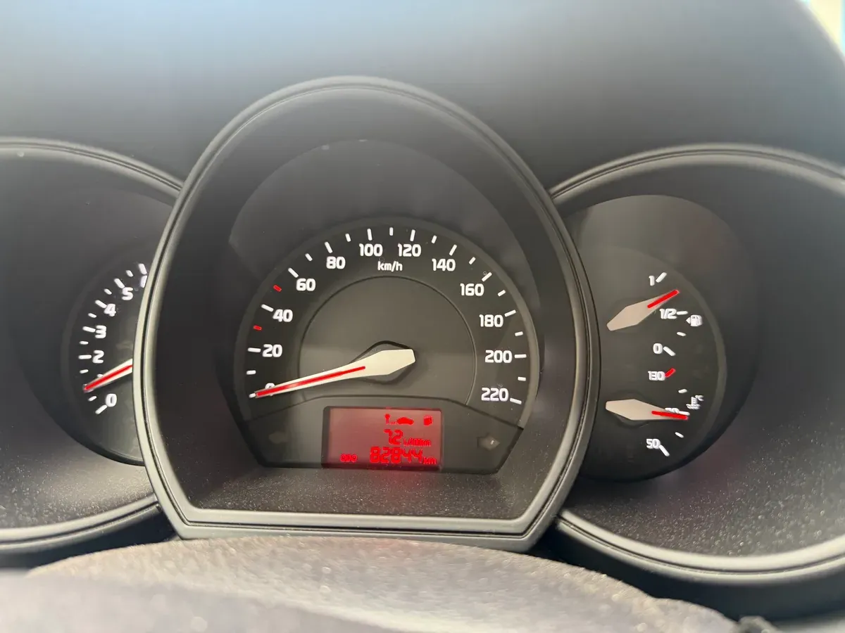 Kia Rio 2013 photo 3
