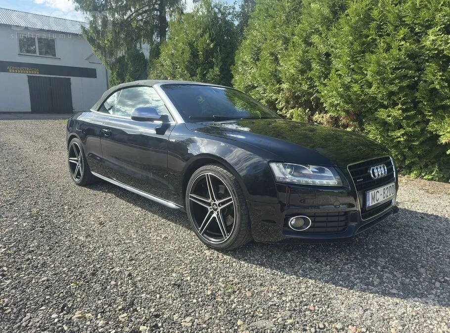 Audi A5 2010 photo 2