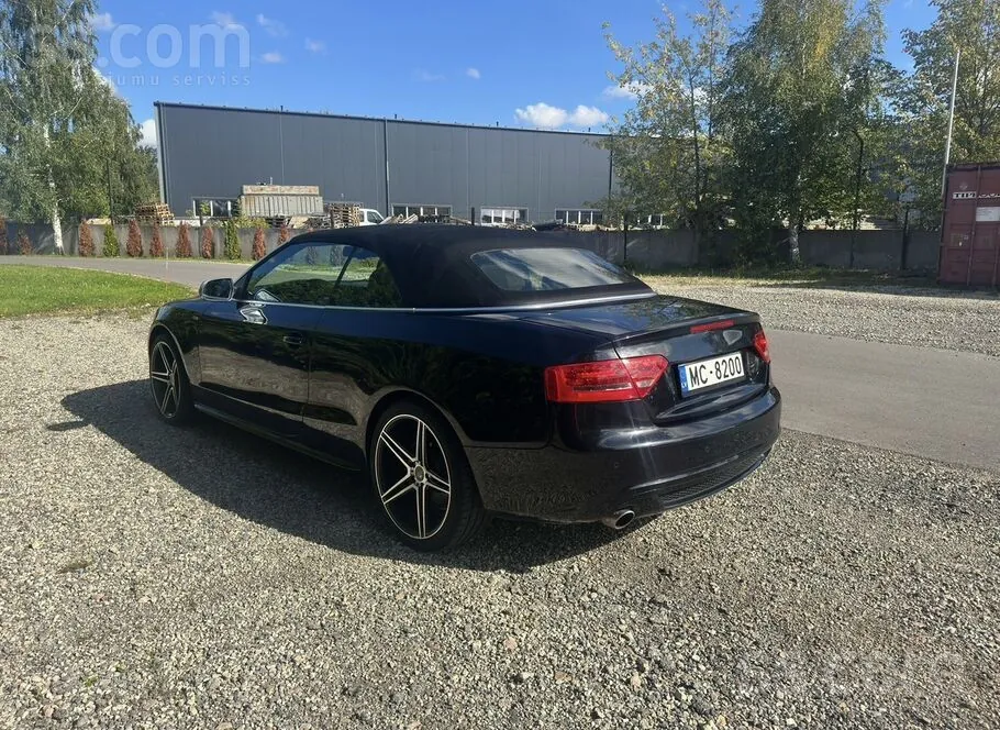 Audi A5 2010 photo 4