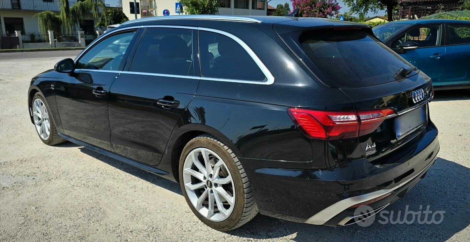 Audi A4 2022 photo 2