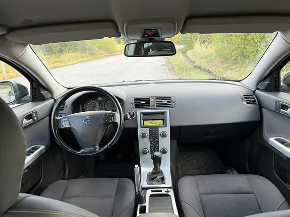 Volvo V50 2011 photo 5