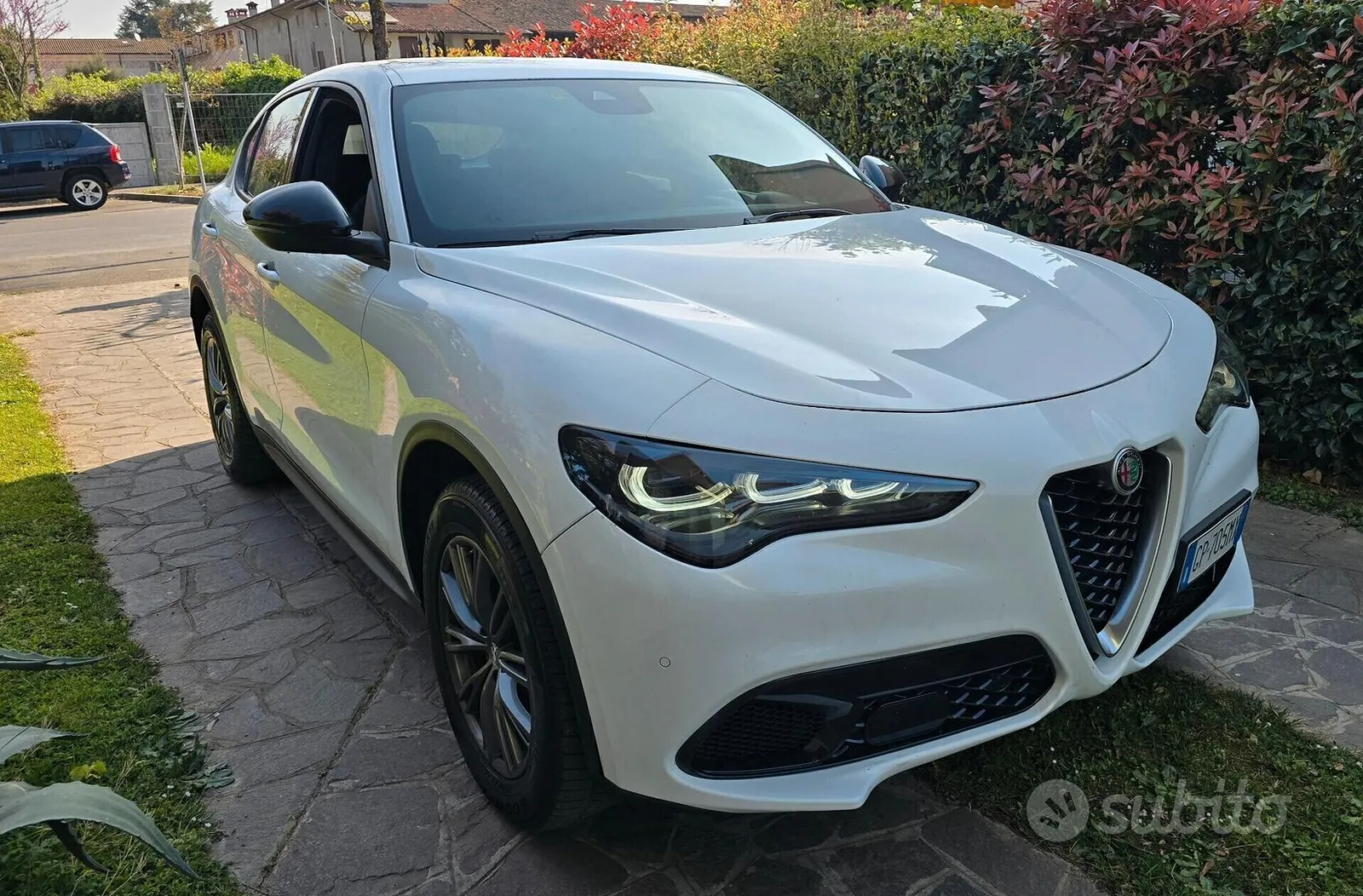 Alfa Romeo Stelvio 2023 photo 4