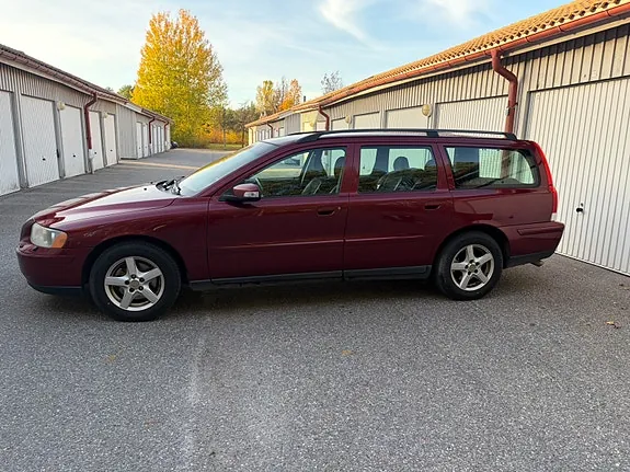 Volvo V70 2007 photo 2