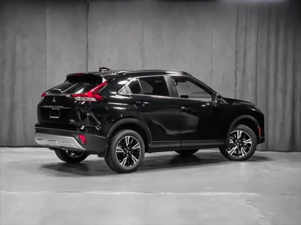 Mitsubishi Eclipse Cross 2026 photo 3